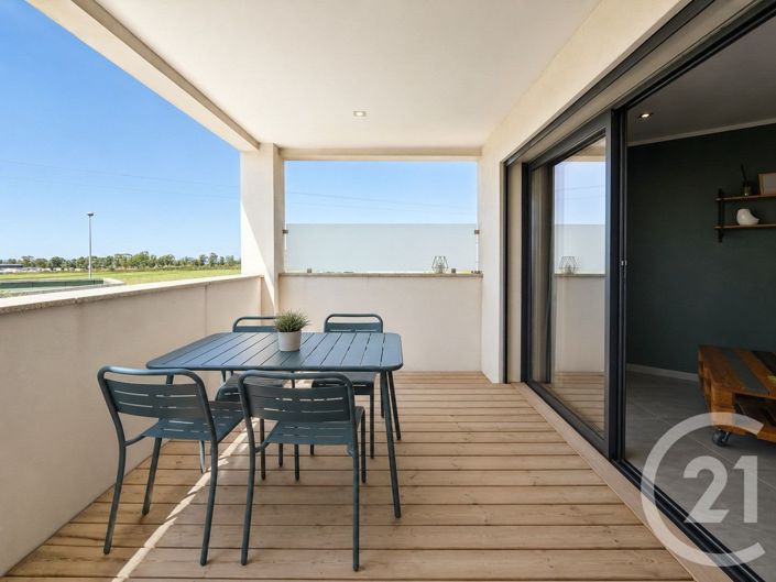 Image No.28-5 Bed House for sale