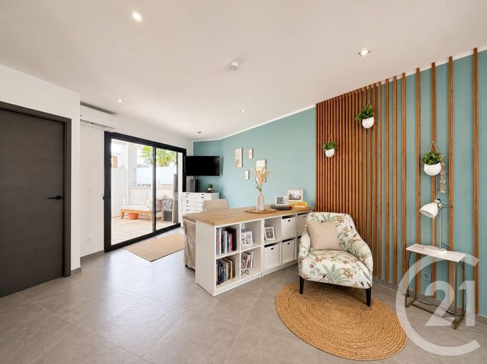 Image No.32-5 Bed House for sale