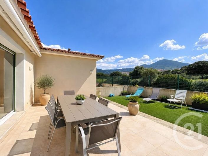 Image No.3-4 Bed House for sale