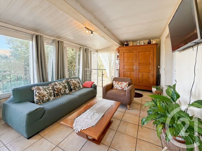 Image No.16-3 Bed House for sale