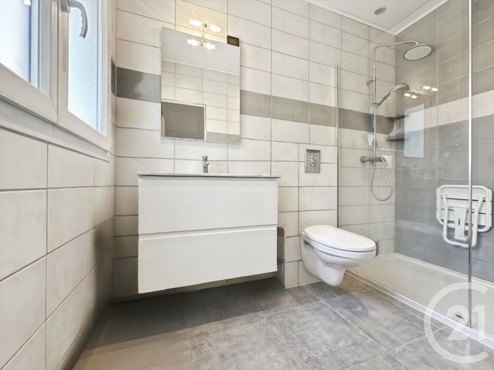 Image No.11-4 Bed House for sale