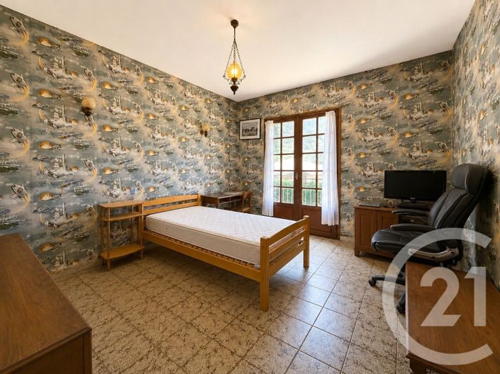 Image No.11-4 Bed House for sale