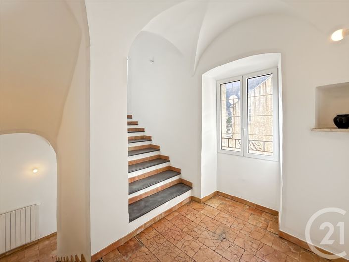 Image No.20-5 Bed House for sale