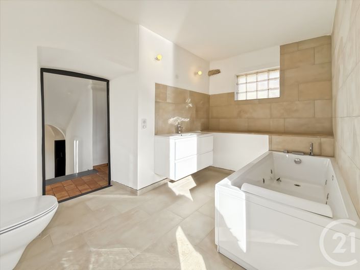 Image No.27-5 Bed House for sale