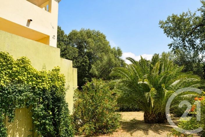 Image No.20-5 Bed House for sale