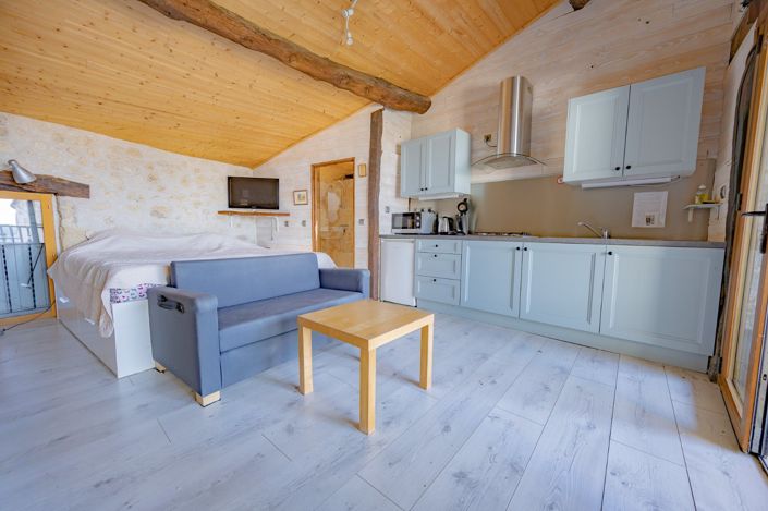 Image No.14-3 Bed House for sale