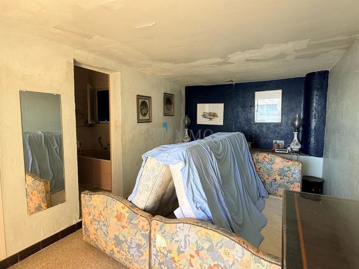 Image No.16-4 Bed House for sale
