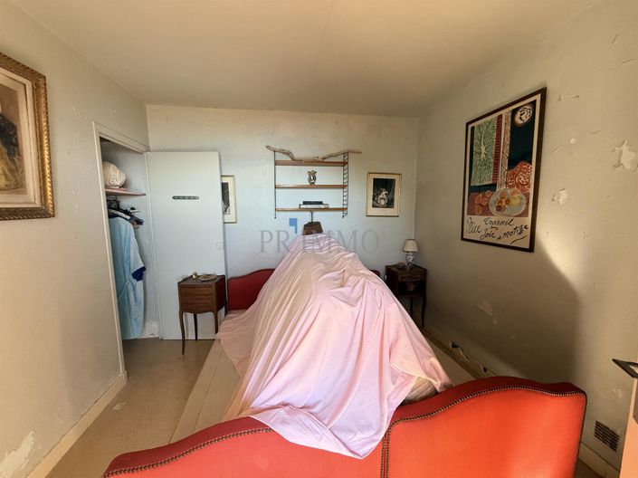 Image No.17-4 Bed House for sale