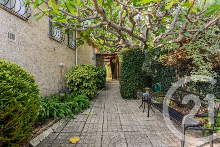 Image No.14-4 Bed House for sale