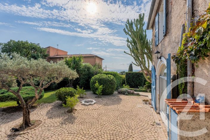 Image No.15-4 Bed House for sale