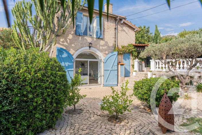 Image No.19-4 Bed House for sale