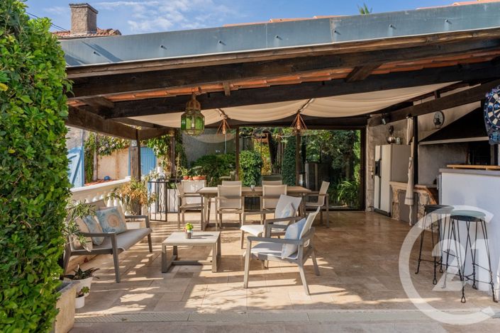 Image No.41-4 Bed House for sale