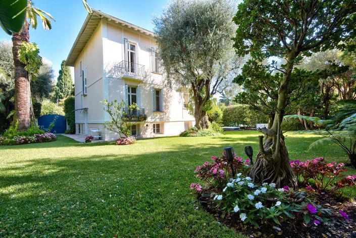Image No.2-5 Bed House for sale
