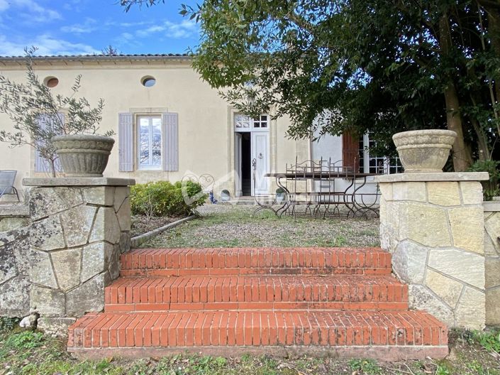 Image No.3-5 Bed House for sale