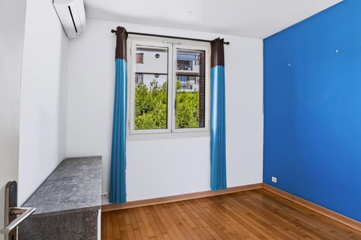 Image No.7-Apartment for sale