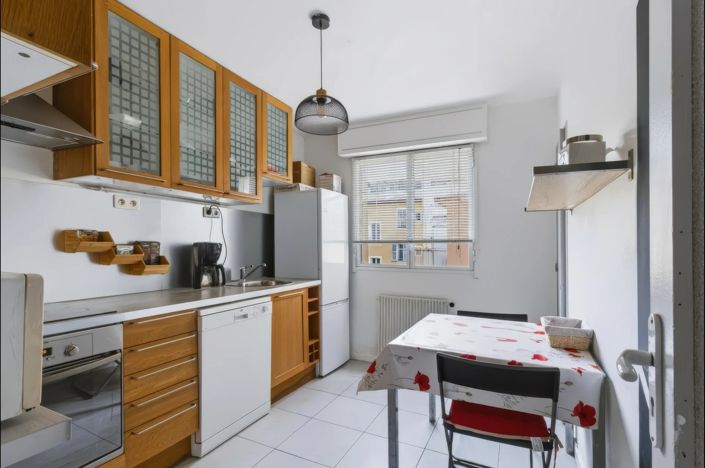 Image No.5-Apartment for sale