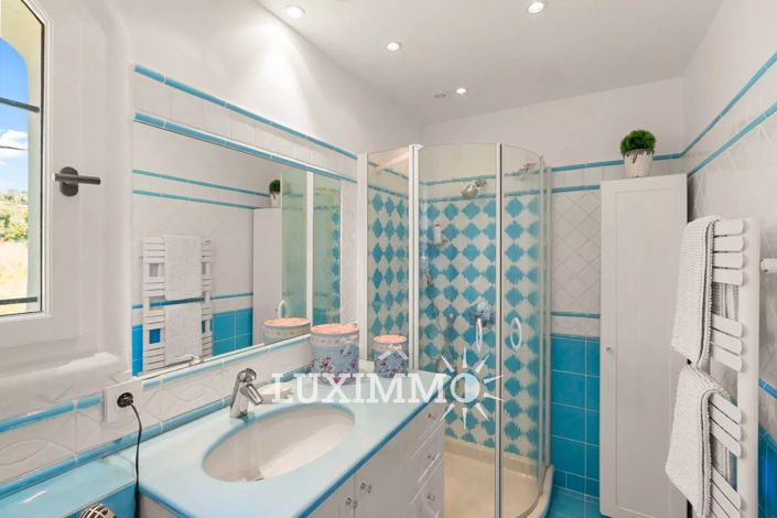 Image No.13-5 Bed House for sale