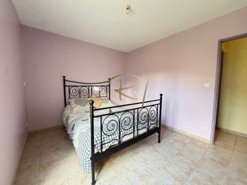 ajv6bj8je224zxgc9