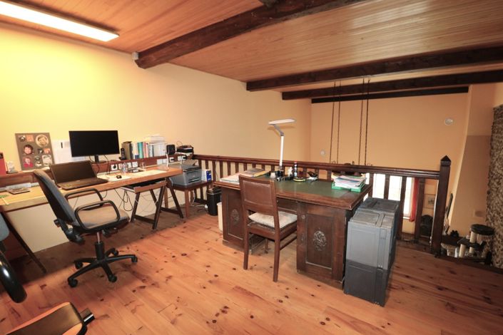 Image No.12-4 Bed House for sale
