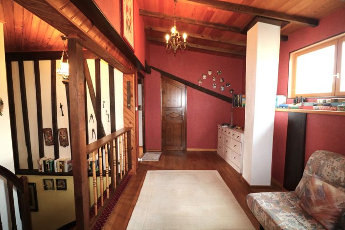 Image No.56-4 Bed House for sale