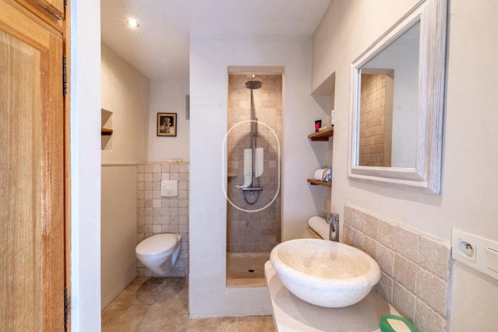 Image No.14-2 Bed House for sale