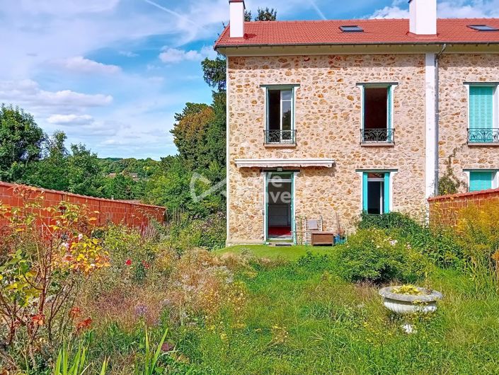Image No.3-4 Bed House for sale