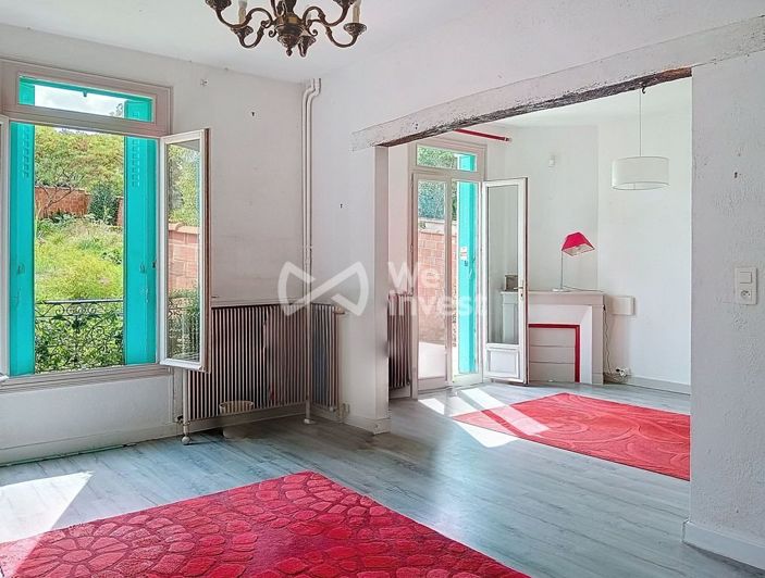 Image No.8-4 Bed House for sale