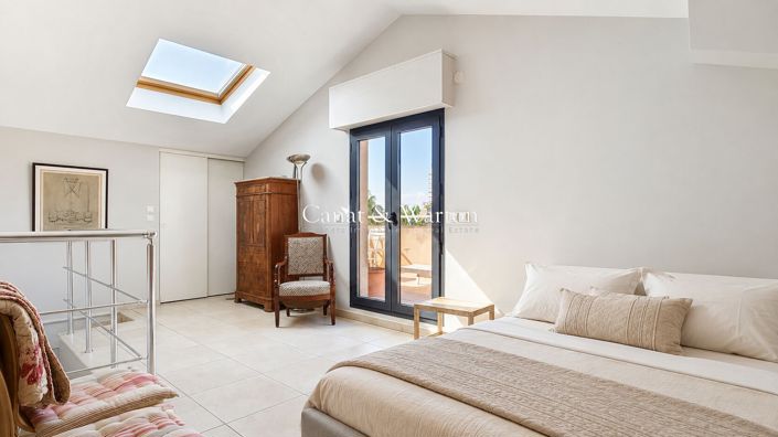 Image No.15-3 Bed Apartment for sale