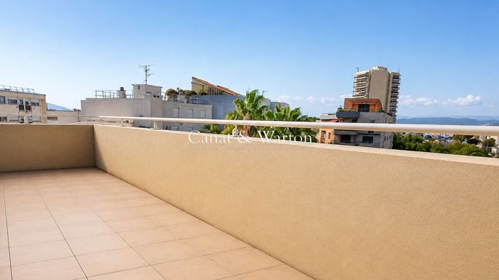 Image No.17-3 Bed Apartment for sale