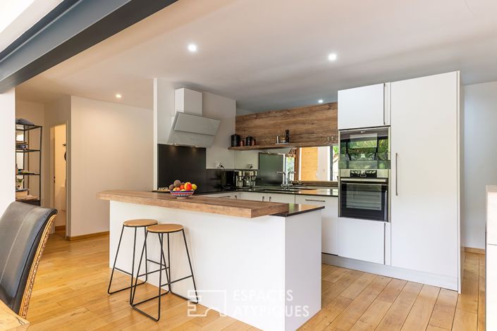 Image No.6-6 Bed House for sale