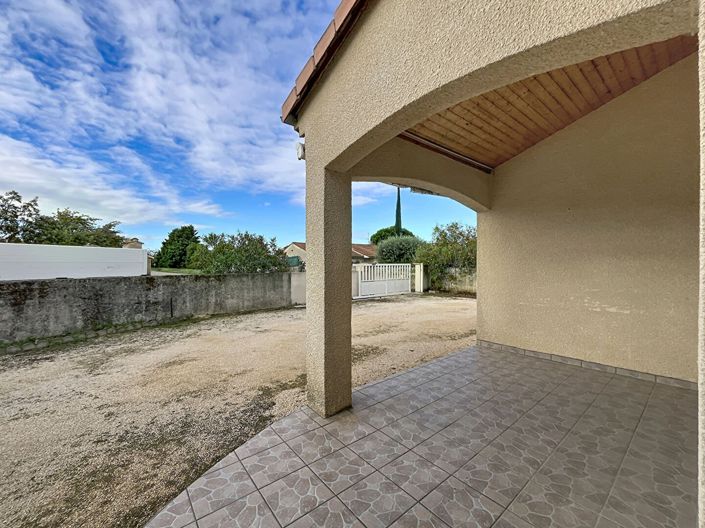 Image No.11-3 Bed House for sale