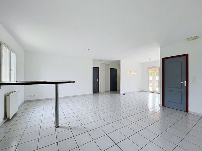 Image No.4-3 Bed House for sale