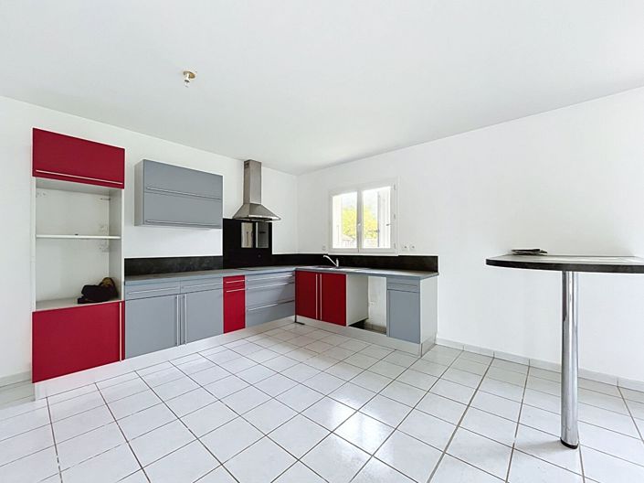 Image No.5-3 Bed House for sale