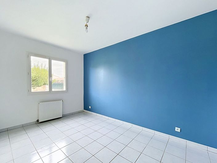 Image No.8-3 Bed House for sale