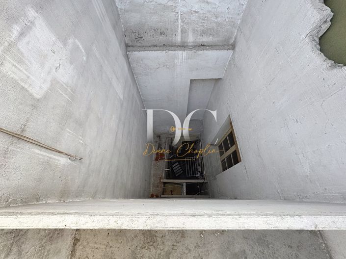 Image No.14-4 Bed House for sale