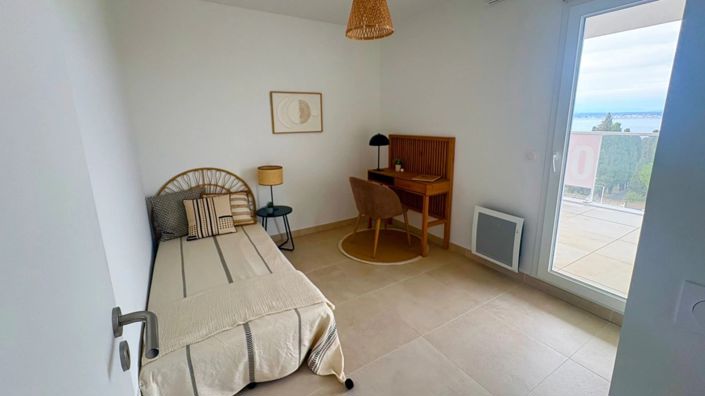 Image No.2-3 Bed Apartment for sale