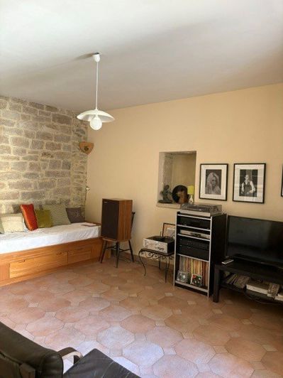 Image No.17-6 Bed House for sale