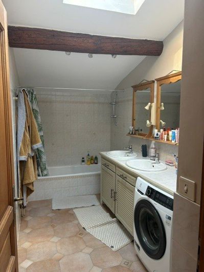 Image No.19-6 Bed House for sale