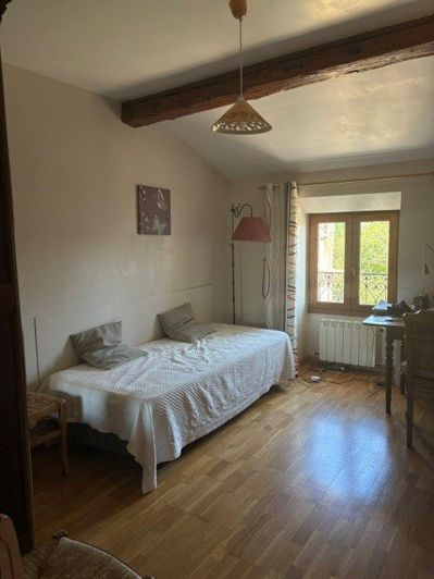 Image No.21-6 Bed House for sale