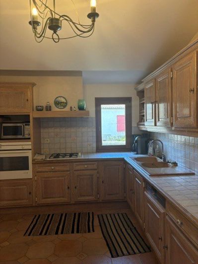Image No.23-6 Bed House for sale