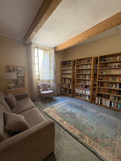Image No.3-6 Bed House for sale