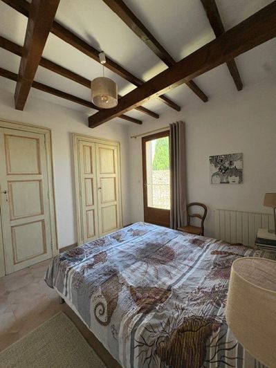 Image No.8-6 Bed House for sale