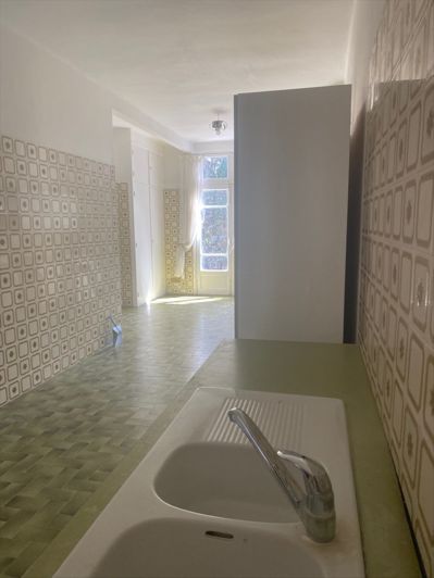 Image No.10-4 Bed House for sale