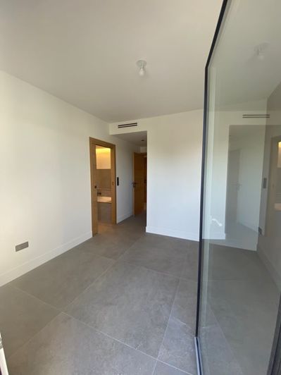 Image No.6-3 Bed Apartment for sale