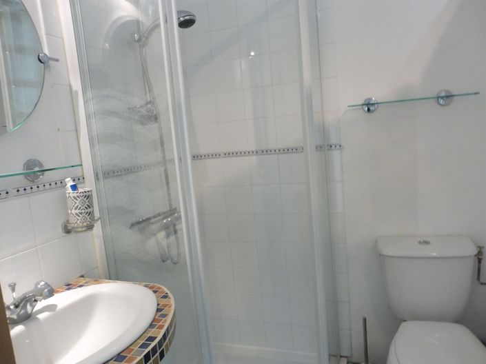 Image No.19-3 Bed House for sale