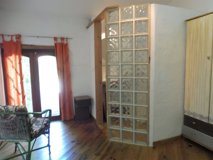 Image No.21-3 Bed House for sale