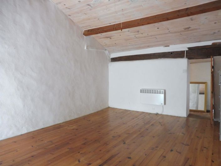 Image No.24-3 Bed House for sale