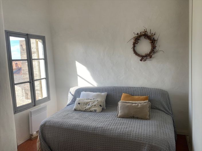Image No.15-6 Bed House for sale