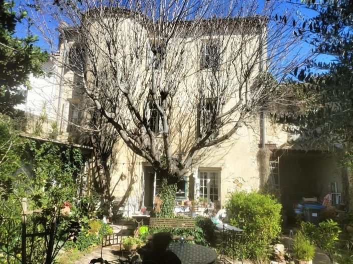 Image No.3-6 Bed House for sale