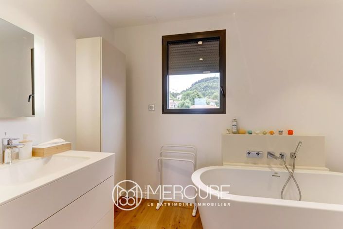 Image No.14-4 Bed House for sale
